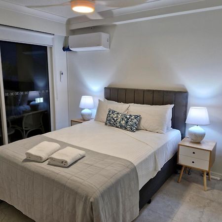 Apr Private Suites Moroccan By The Beach Gold Coast Dış mekan fotoğraf