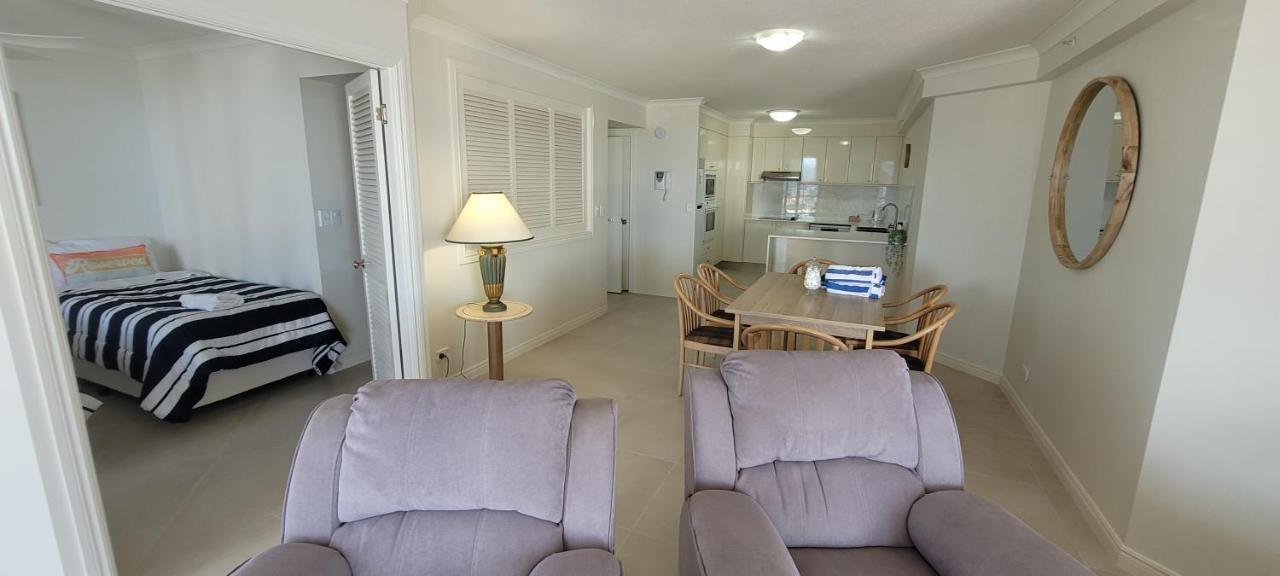 Apr Private Suites Moroccan By The Beach Gold Coast Dış mekan fotoğraf