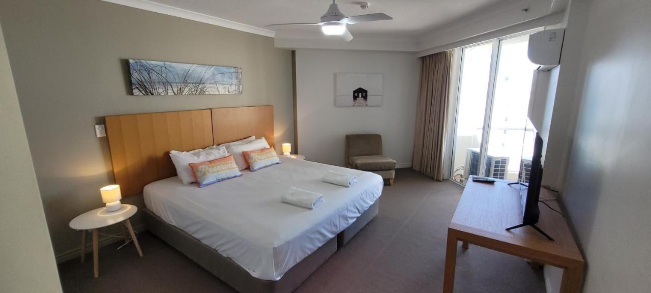 Apr Private Suites Moroccan By The Beach Gold Coast Dış mekan fotoğraf
