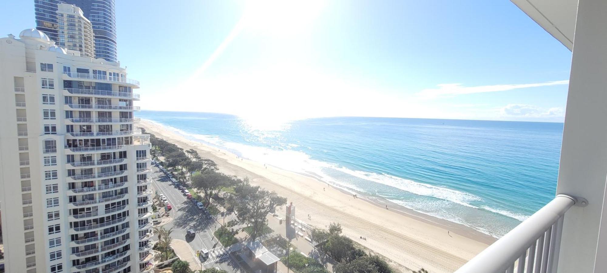 Apr Private Suites Moroccan By The Beach Gold Coast Dış mekan fotoğraf