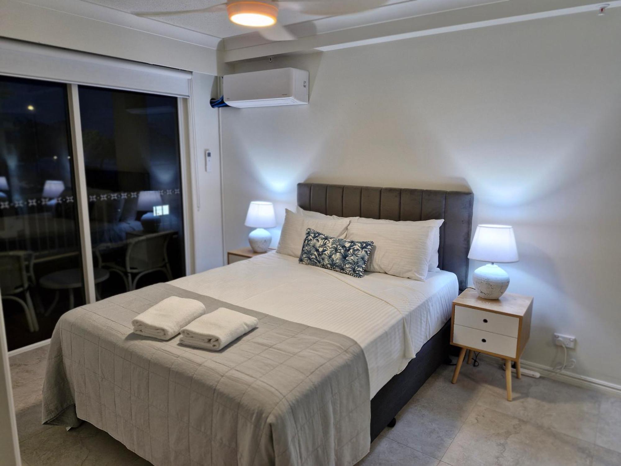Apr Private Suites Moroccan By The Beach Gold Coast Dış mekan fotoğraf