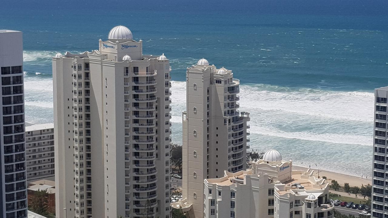 Apr Private Suites Moroccan By The Beach Gold Coast Dış mekan fotoğraf
